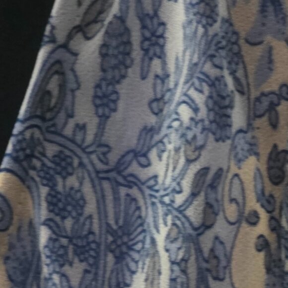 Vintage Beautiful Blue Floral Flowy Maxi Dress with Curved Asymmetrical Hem - Picture 6 of 9